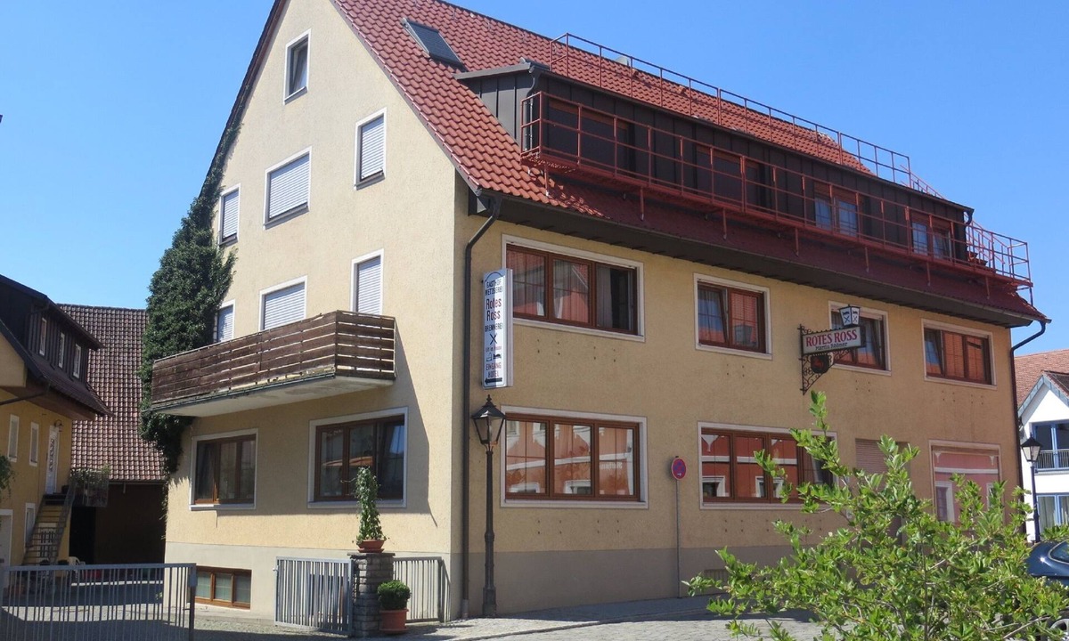 Burghaslach House | Rotes Ross Burghaslach