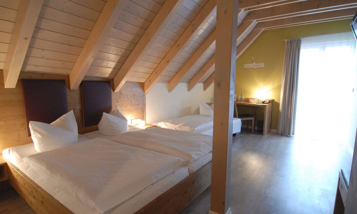 Wiesenbronn Hotel | RotHweinHotel