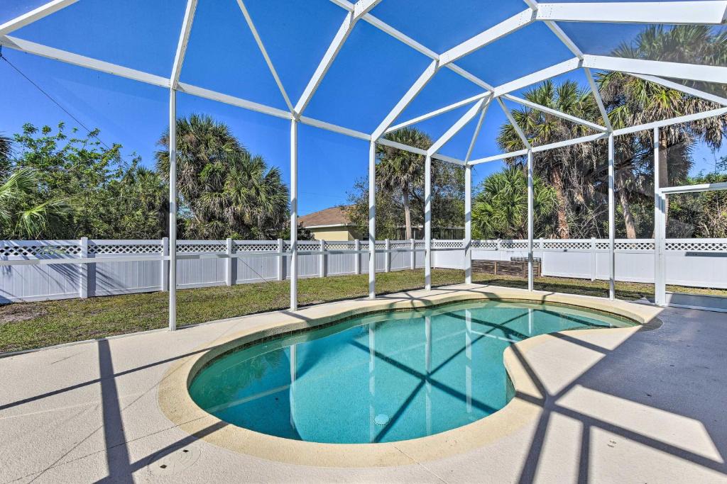 Rotonda Heights House | Rotonda West Home with Heated Pool, 5 Mi to Beach!