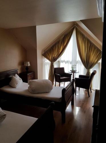 Oradea House | Route 79