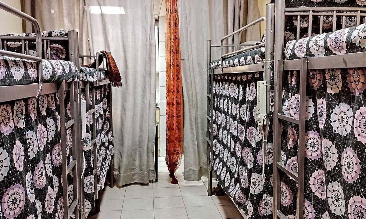 Old Dubai Bed & Breakfast | Rovers Boys Hostel Bed Space , Deira Dubai