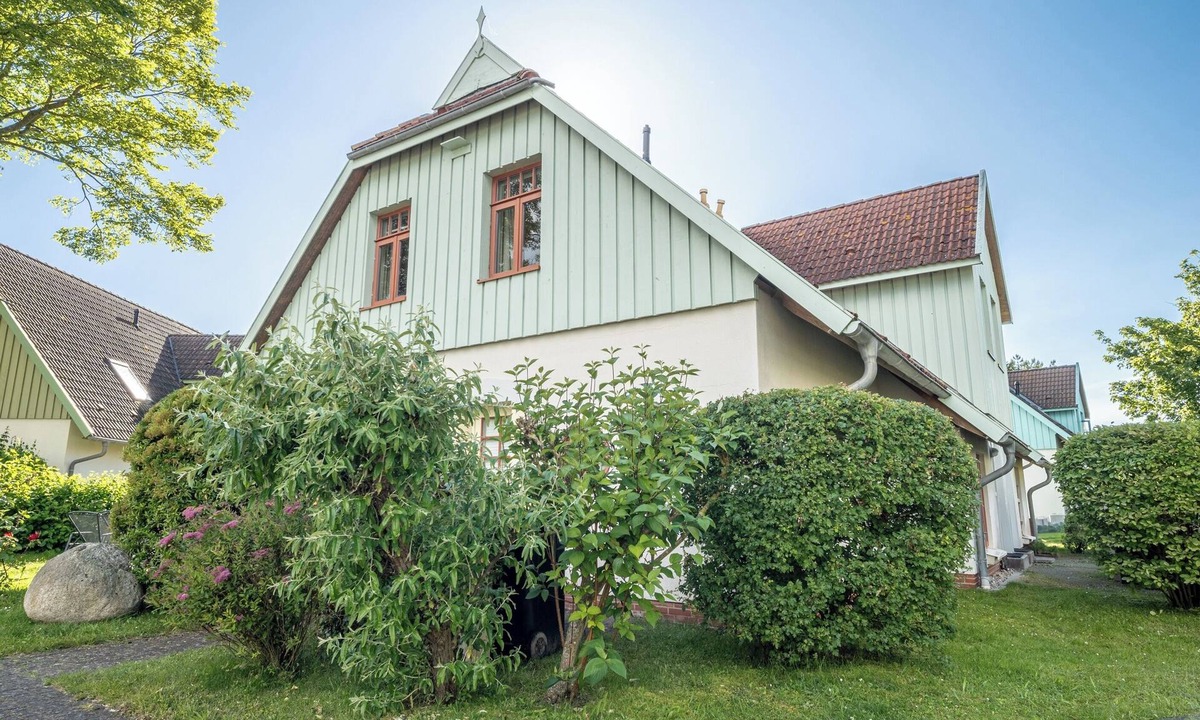 Ostseebad Wustrow House | Row house Buchenhof 4c in the Baltic seaside resort of Wustrow