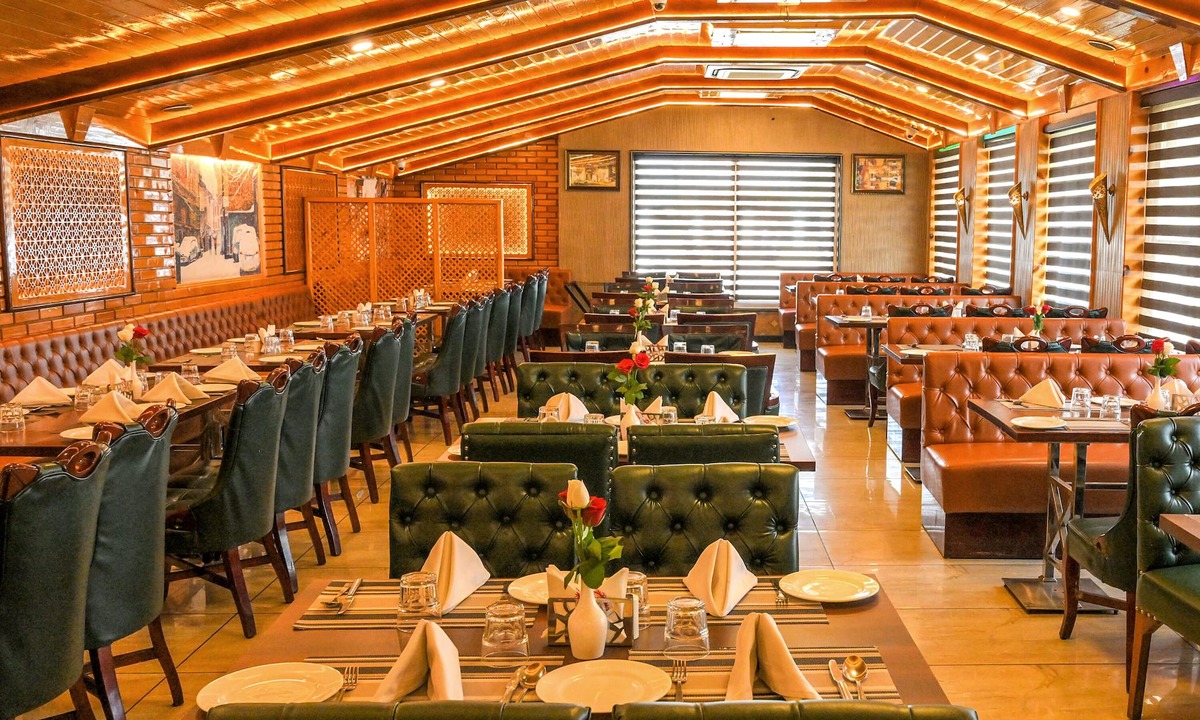 Dal Lake Hotel | Royal Comfort Regency