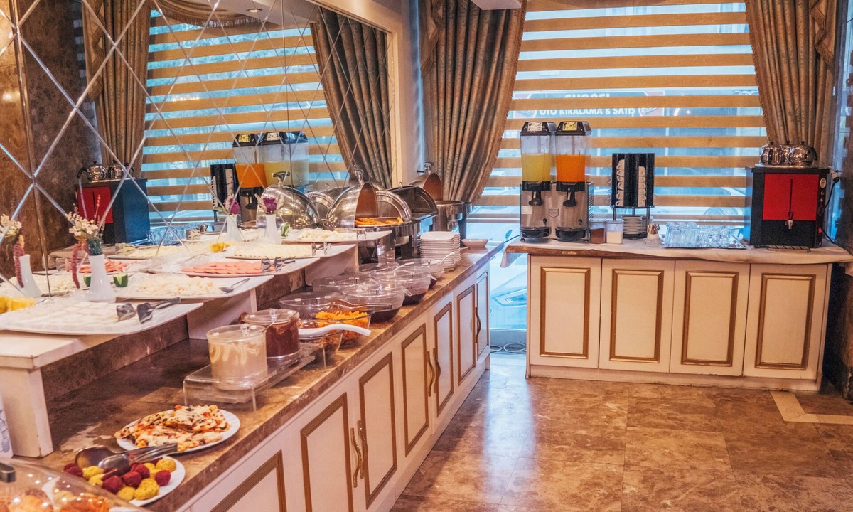 Akdeniz Hotel | Royal Mersin Otel