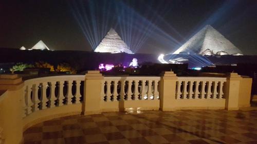 Giza Hotel | Royal Pyramids Inn