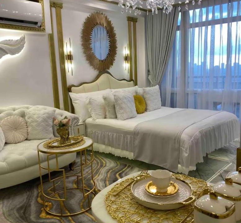 Downtown Apartment | Royal Studio