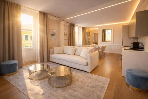 Roiano-Gretta-Barcola-Cologna-Scorcola Apartment | Royal Suite Apartment