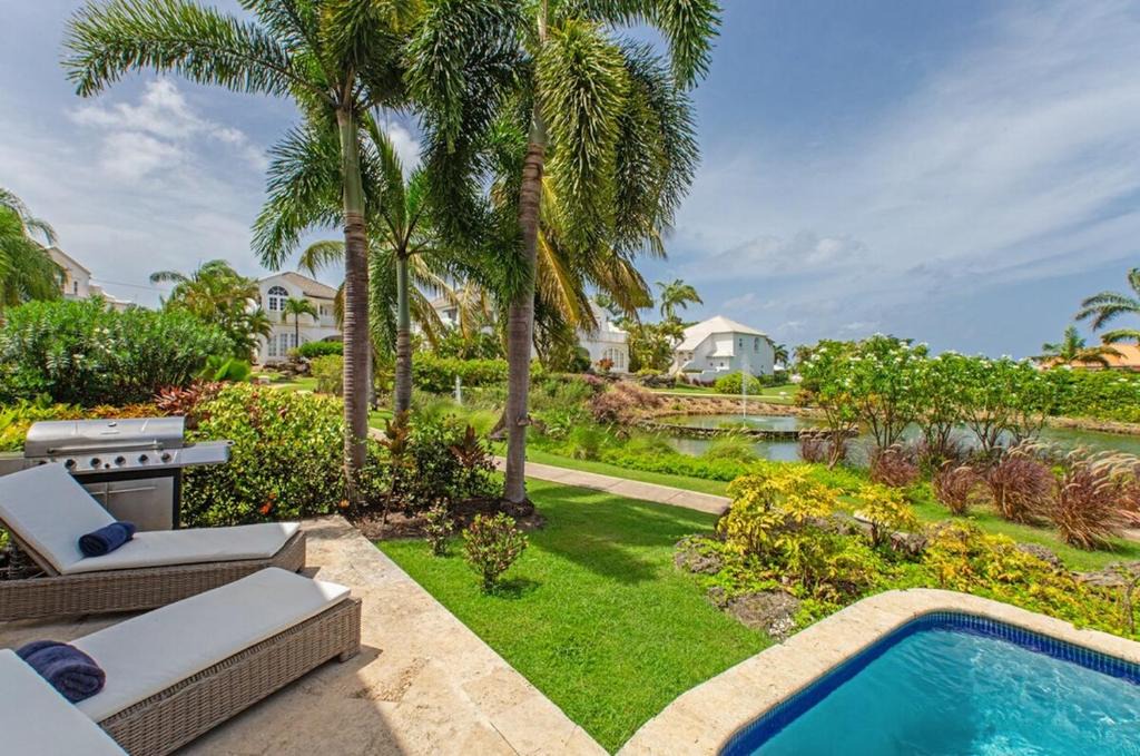 Merlin Bay Villa | Royal Villa 12