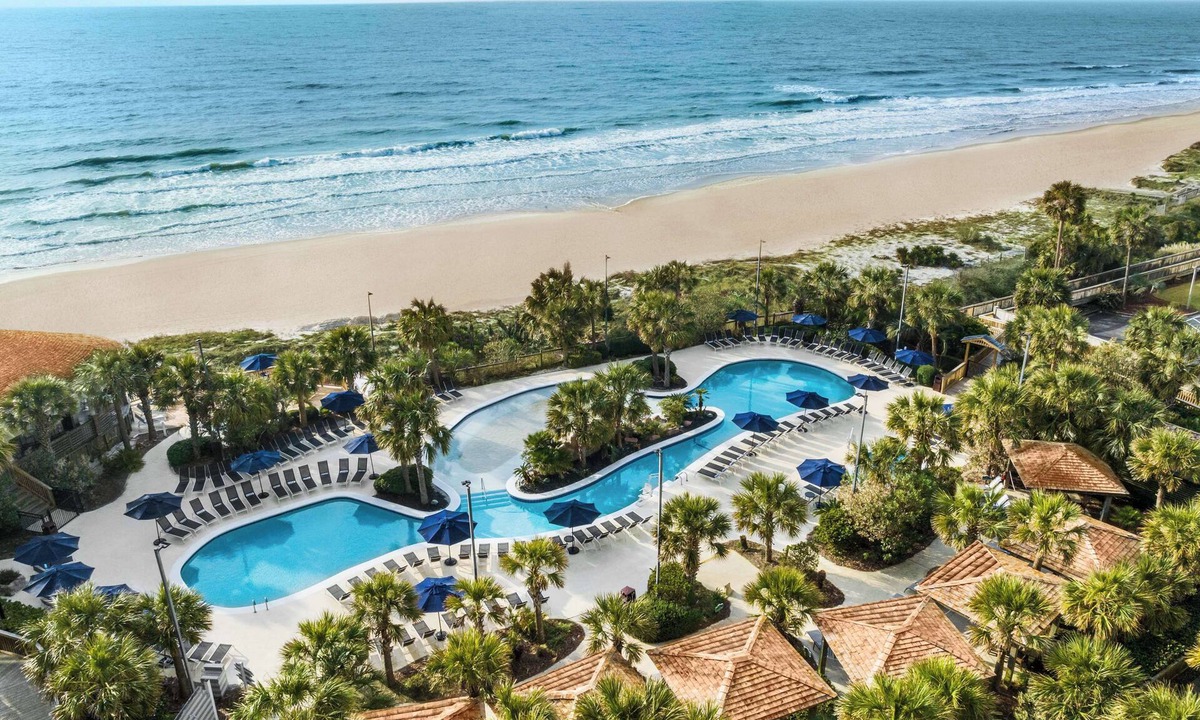 Arcadian Shores Resort | Royale Palms Condominiums