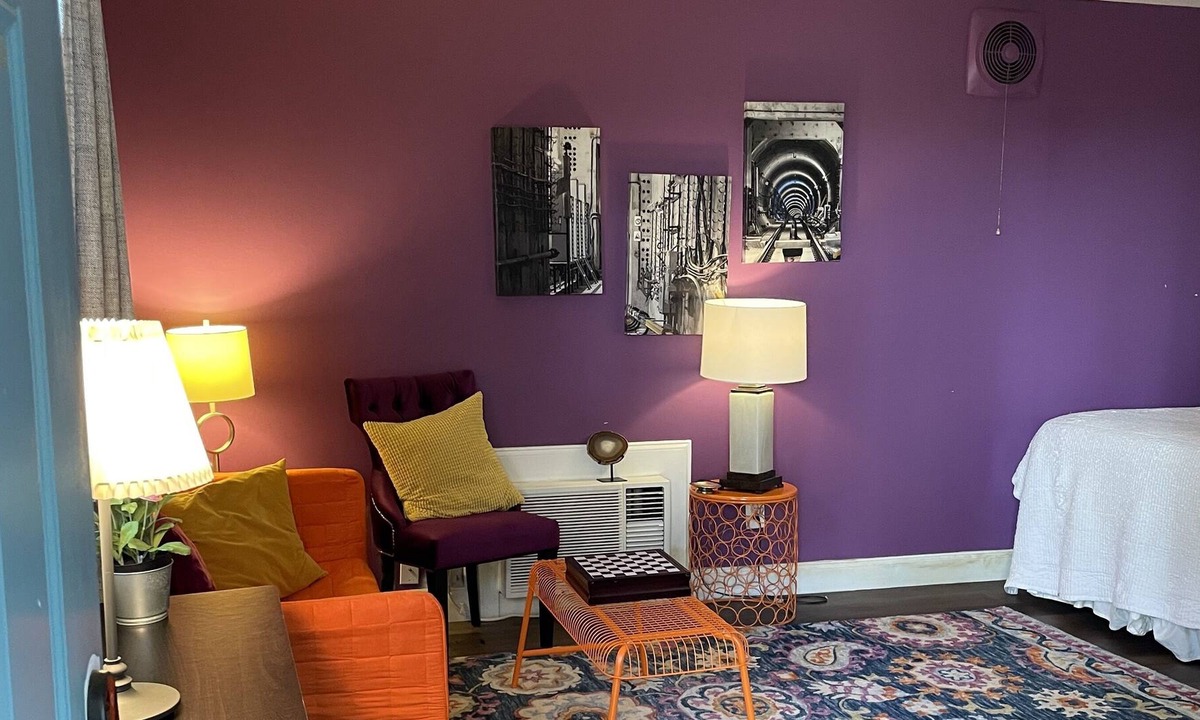 Southwest Raleigh Apartment | ROYALS STUDIO