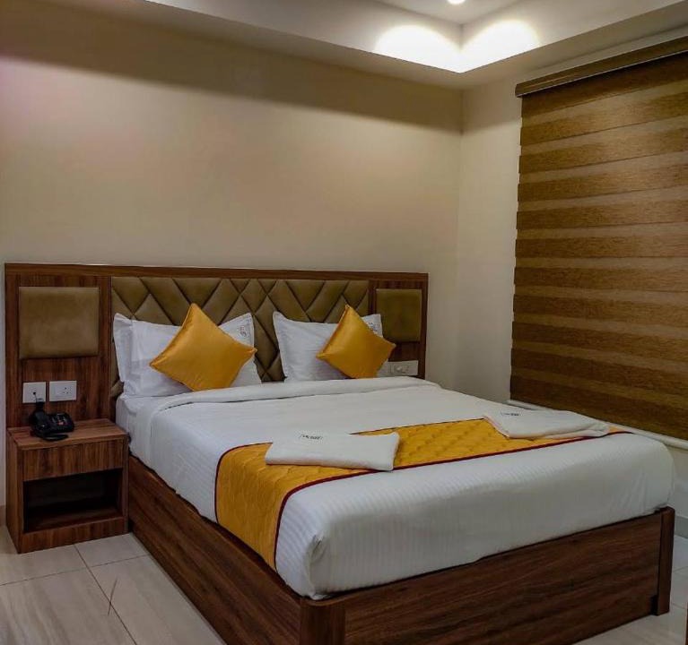 Central Chennai Hotel | RR Mount Elite Suites
