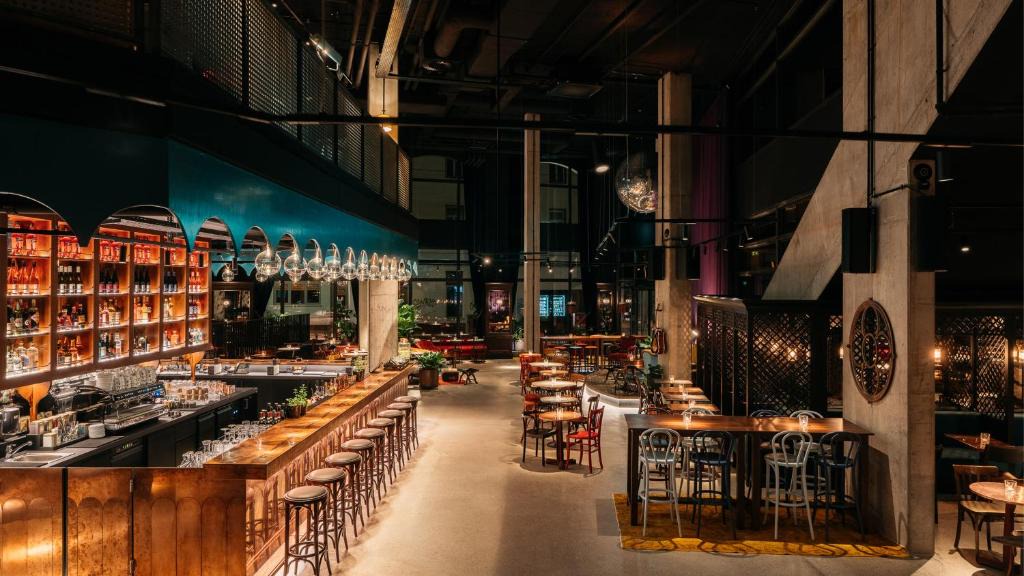 Rathaus Hotel | Ruby Hanna Hotel Stuttgart by IHG