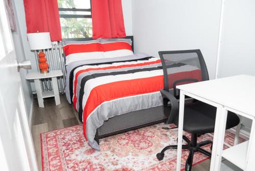 Brighton Beach House | Ruby3 Room at Brighton Beach 2Min Walk to Ocean & Subway Chic Stay