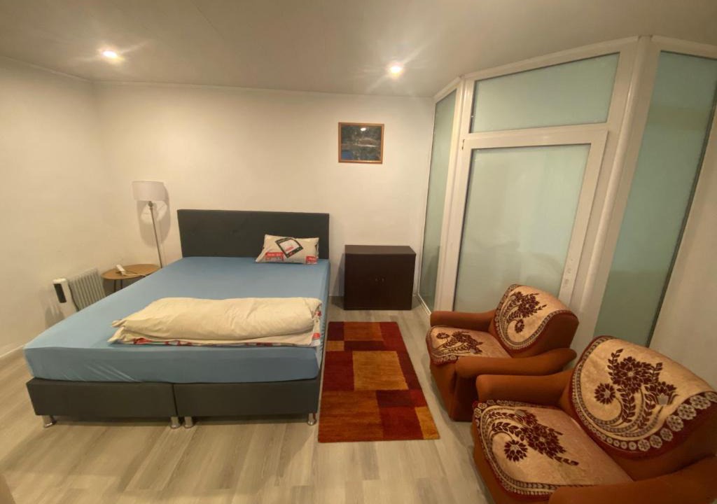 Idar-Oberstein Apartment | Ruhiges ein Zimmer Wohnung