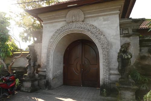 Gianyar House | Rumah Lebih