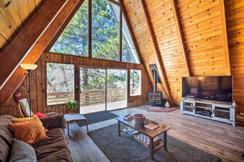 Running Springs House | Running Springs Cabin w/Large Deck + View!