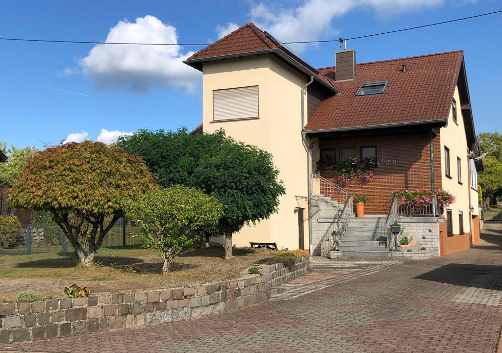 Wallerfangen Apartment | Rupp Ferienwohnung