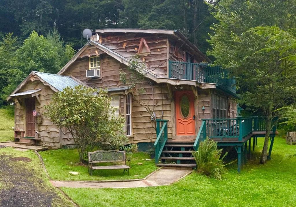 Jefferson House | Rushing Stone Cottage