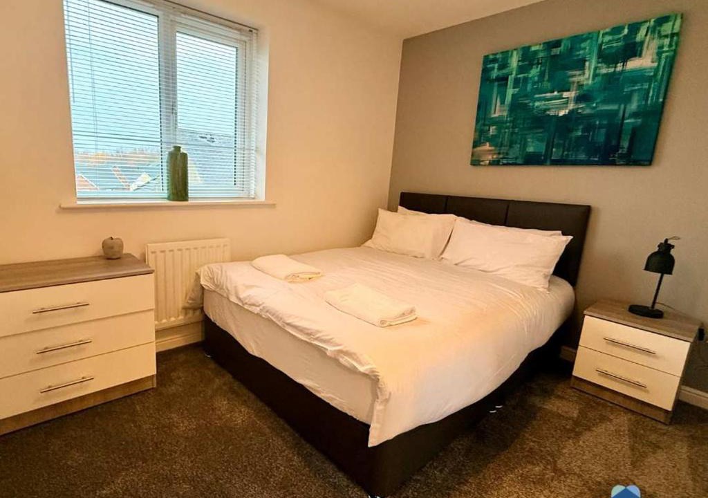 Thornaby On Tees House | Russell House By Blue Skies Stays