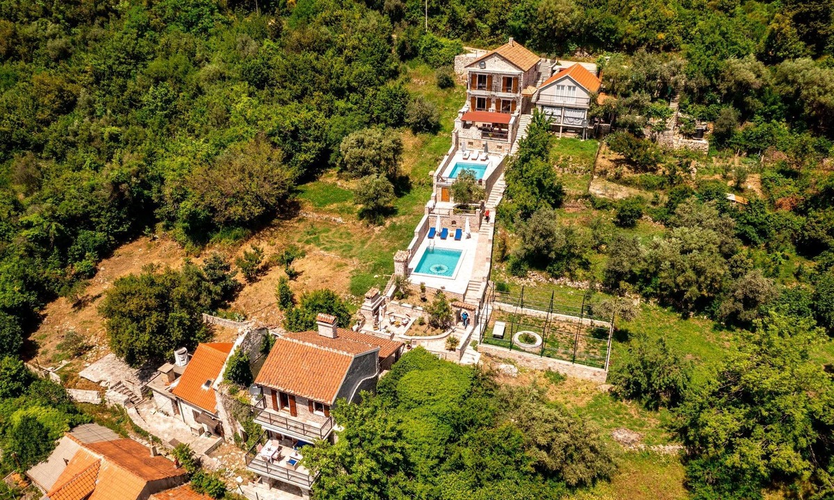 Tomicici Villa | Rustic 2BDR Old Stone Villa w/Private Pool and SV