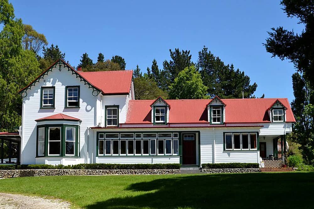 Ongaonga Cabin | Rustic Accommodation in Central Hawke's Bay in Ashley Clinton, North Island