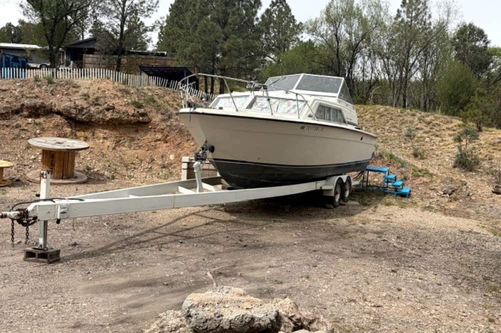 Mayhill Boat Rental | Rustic Boat Glamping Retreat with Mountain Views near Rio Peñasco in Mayhill, New Mexico