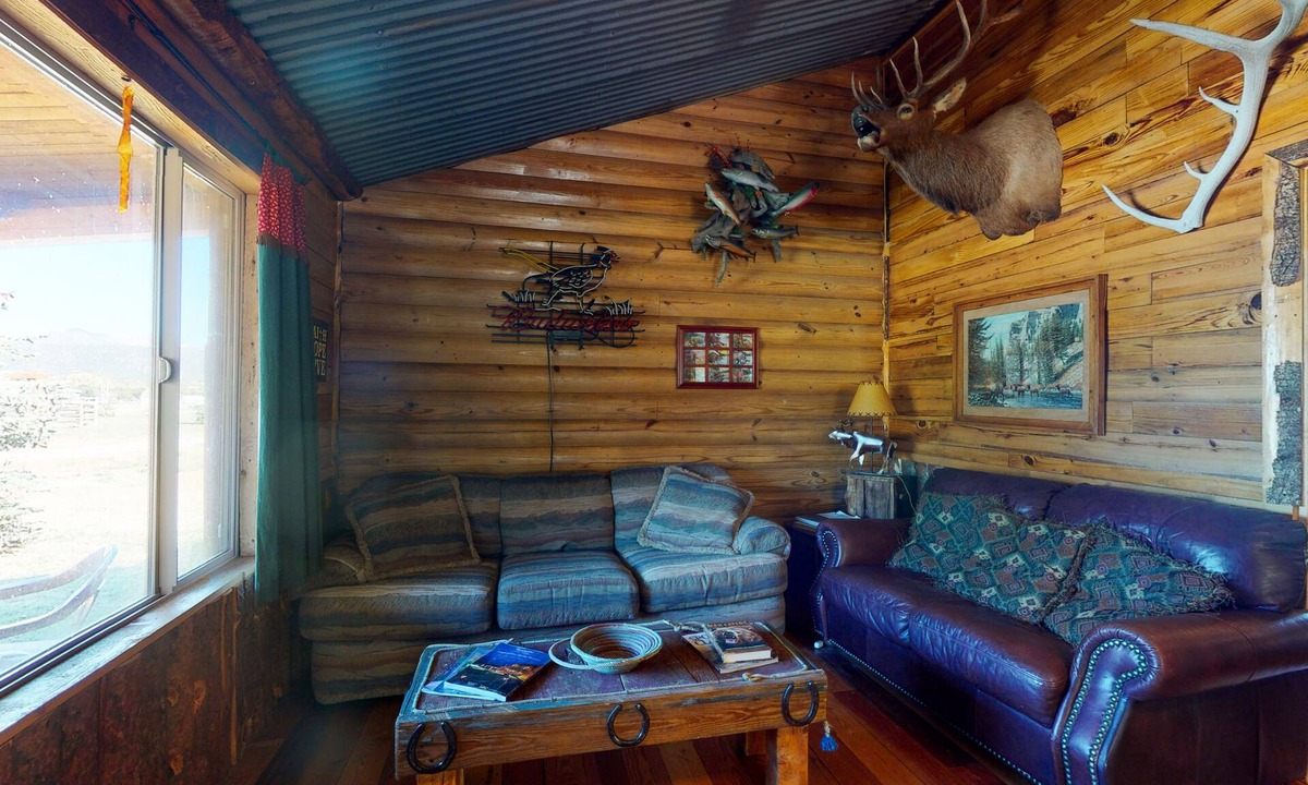 South Fork Cabin | Rustic bunk house surrounded by beauty w/fully equipped kitchen & free WiFi