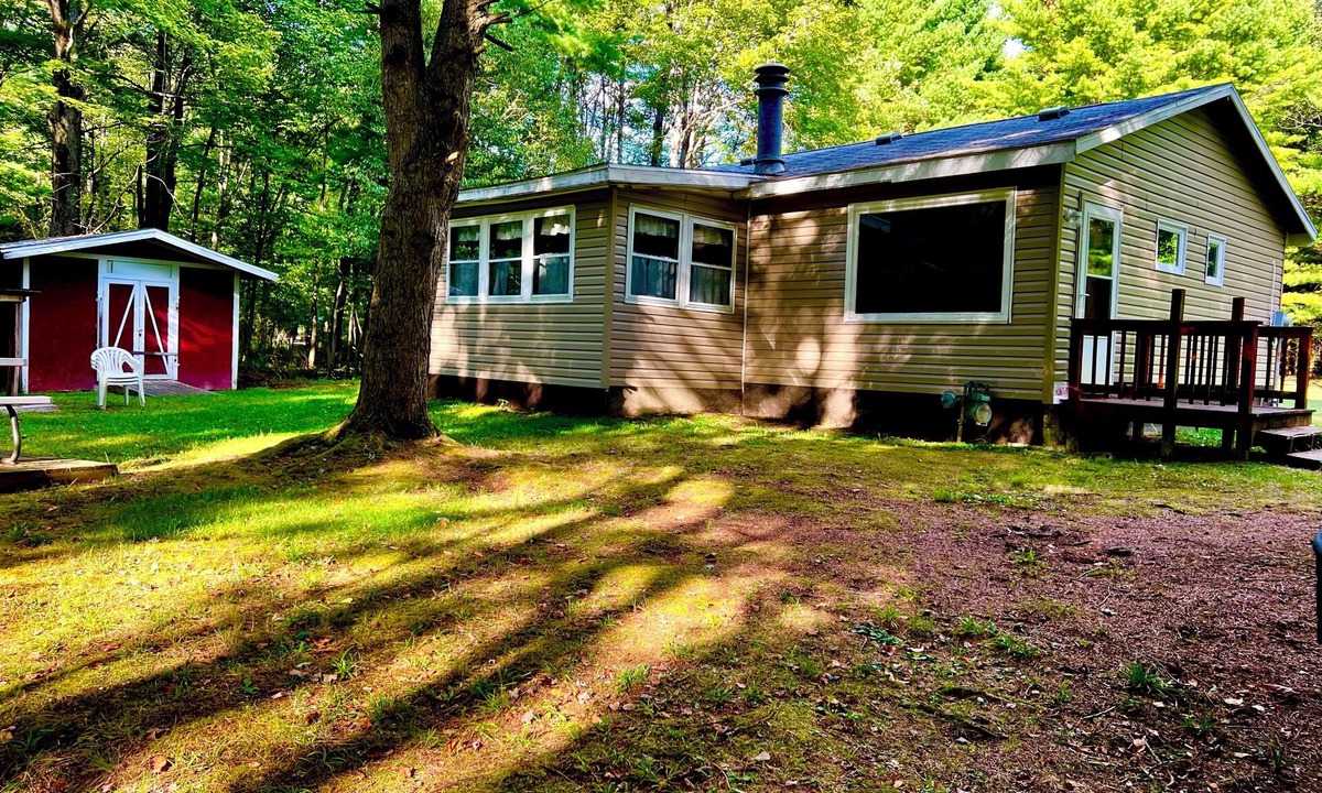 Vowinckel Cabin | Rustic Cabin Retreat Near Cook Forest – Cozy Getaway for Nature Lovers