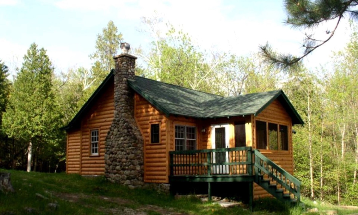 Wilmington Cabin | Rustic Cabin Retreat with Hot Tub and Mountain Views in Wilmington, New York