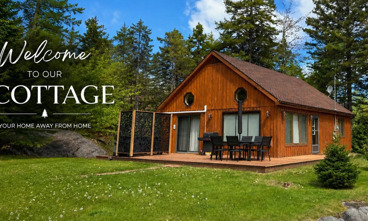 Smiths Corner Cottage | Rustic Cottage in Falls Lake With Hot Tub - Partridge Perch
