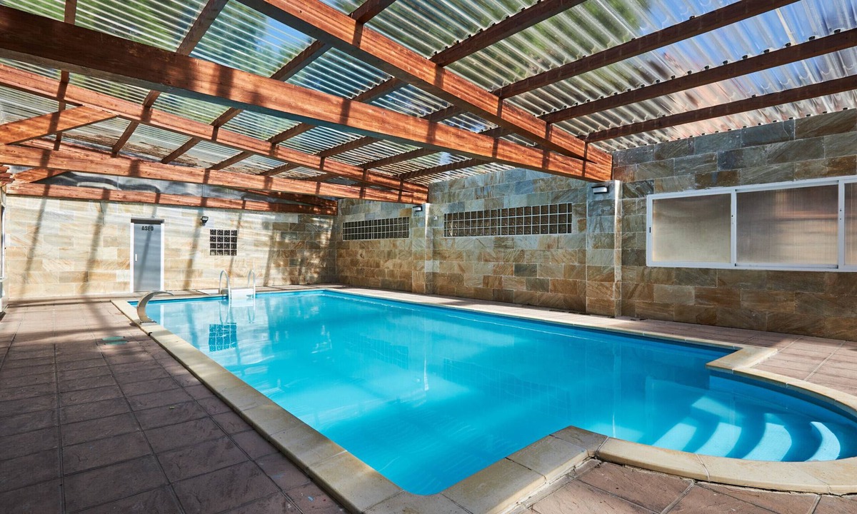 Pinar de Navares Cottage | Rustic Elegance by Ávila