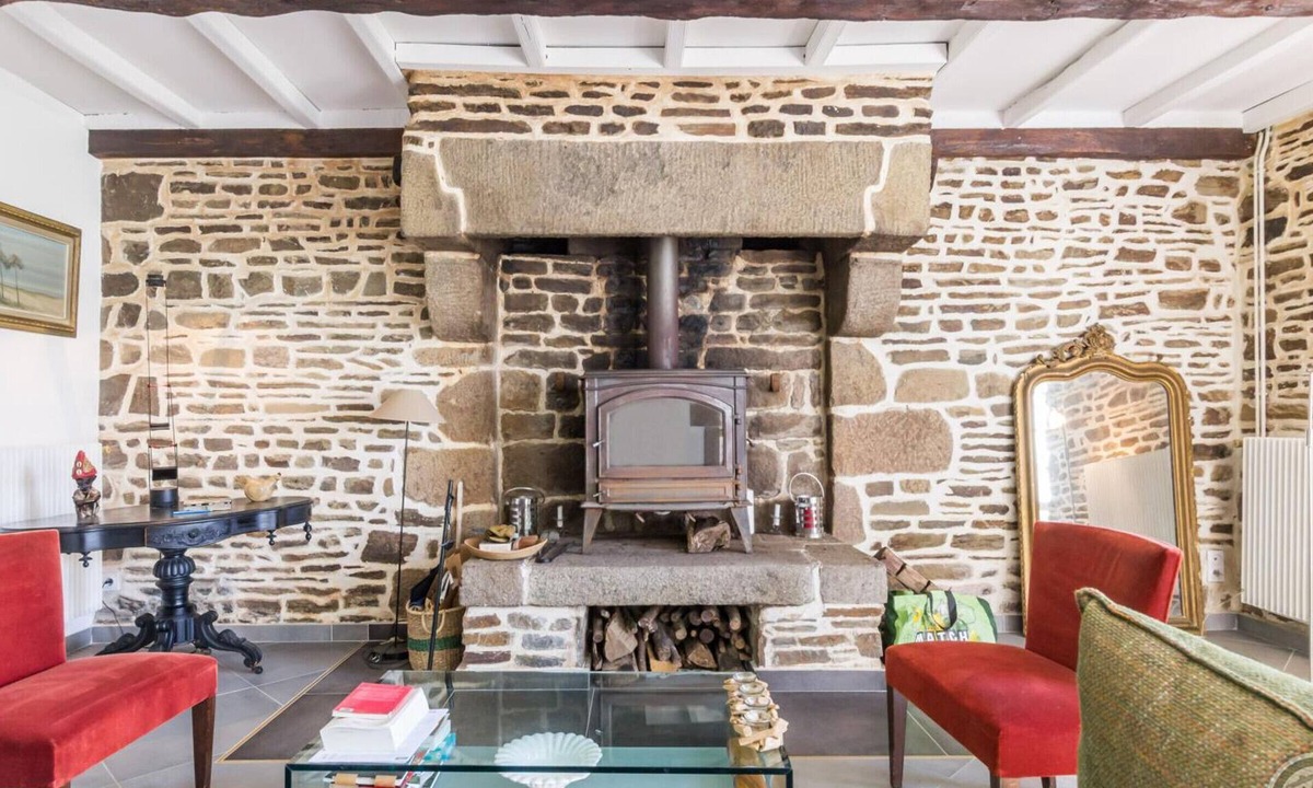 Sourdeval Cottage | Rustic house with garden - 4 guests
