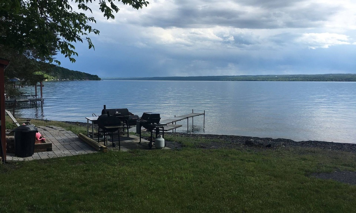 Town of Ledyard Cottage | Rustic lakefront cottage