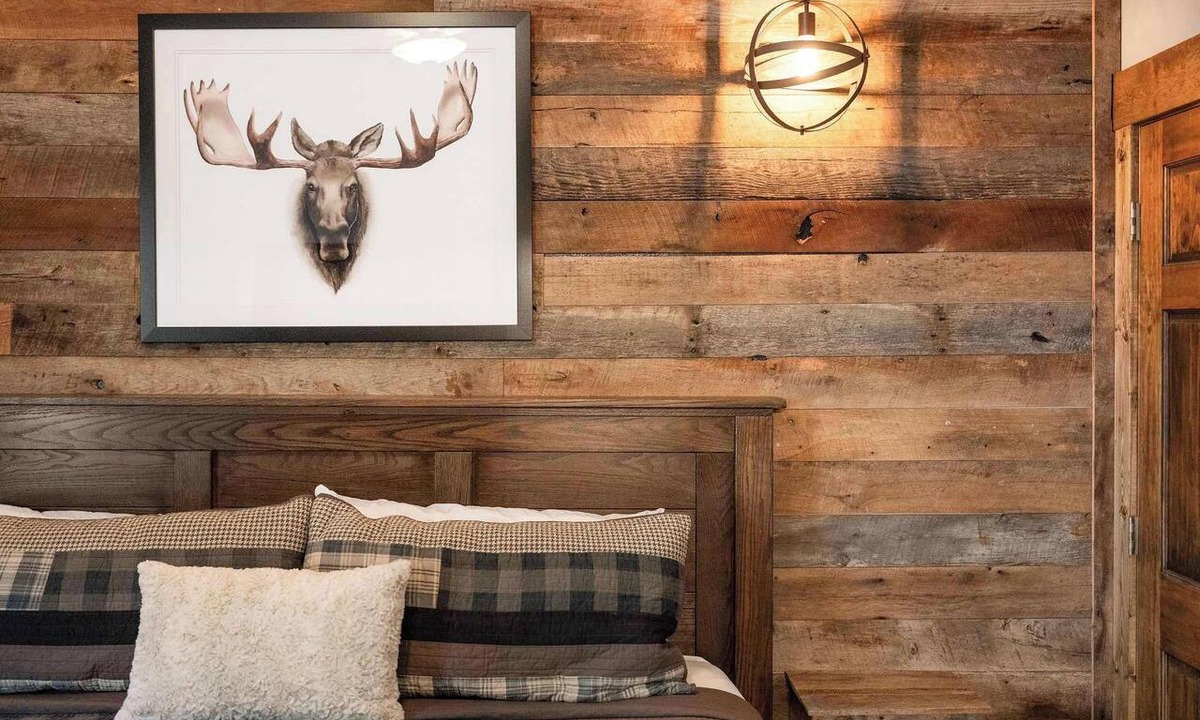 Table Rock House | Rustic Lakehouse! Minutes to Branson Activities!