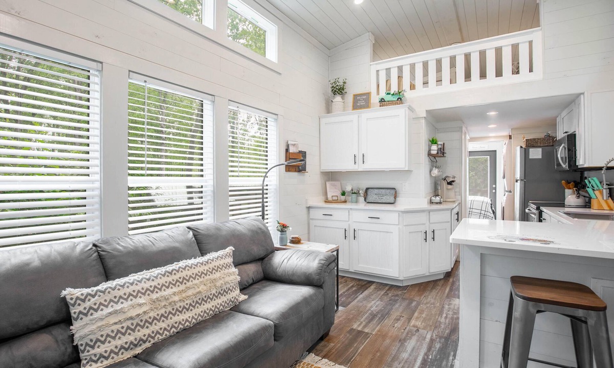 Tracy City House | Rustic Retreat Tiny Home