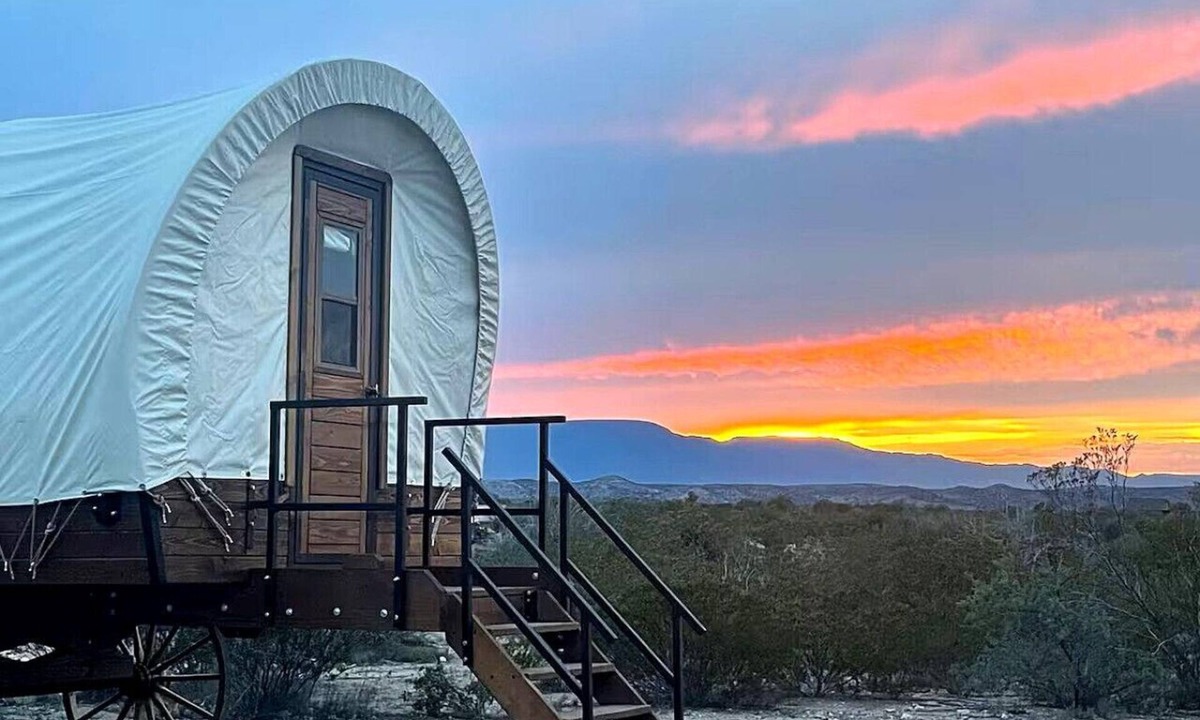 Rimrock House | Rustic Wagon Getaway with Hot Tub/Stargazing/Views