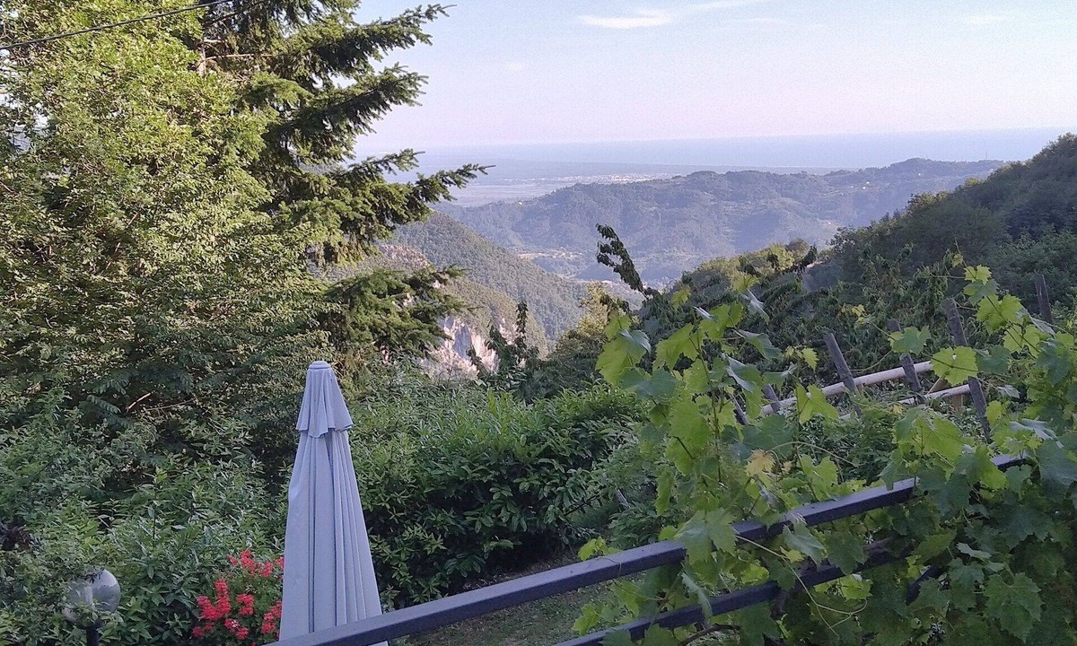 Camaiore House | Rustico Morata. Beautiful rustico in a quiet location
