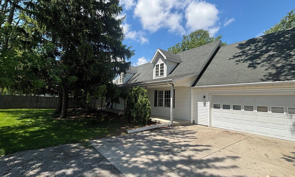 Findlay House | Rusty’s Cape Cod 4-bedrooms, sleeps 8 newly renovated
