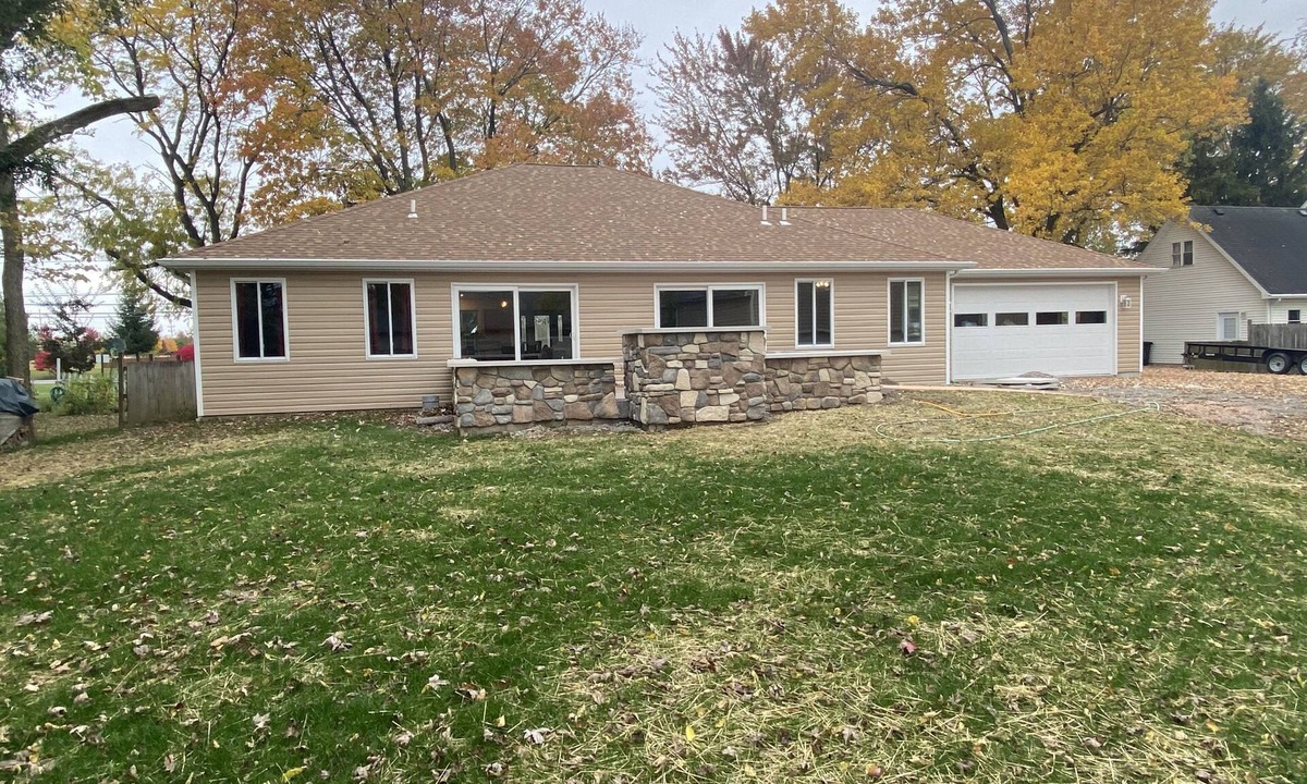 Findlay House | Rusty’s Getaway is a rustic/modern handicap accessible, family friendly space.