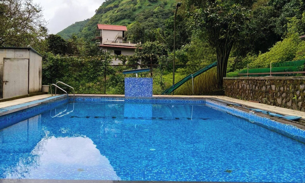 Paud Hotel | Rutuvan Resort Girivan