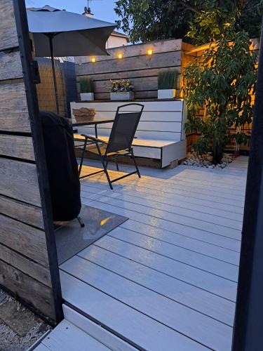 La Crau Apartment | Séduisant studio avec cour privative