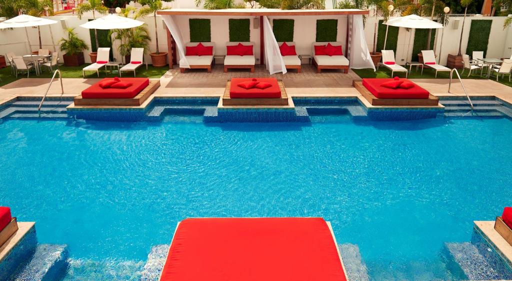 New Kingston Hotel | S Hotel Kingston