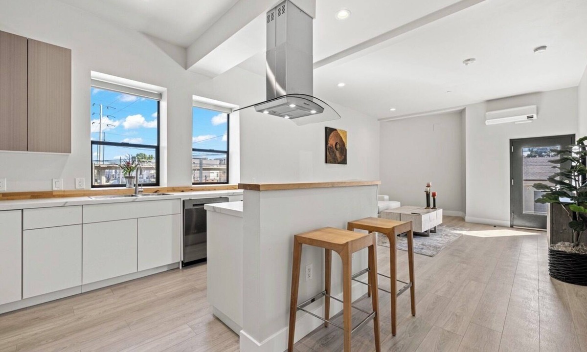 Central Sacramento Apartment | S19 Resident 203
