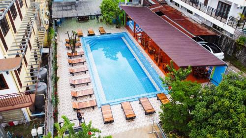 Vang Vieng Hostel | SaBai Backpacker Hostel
