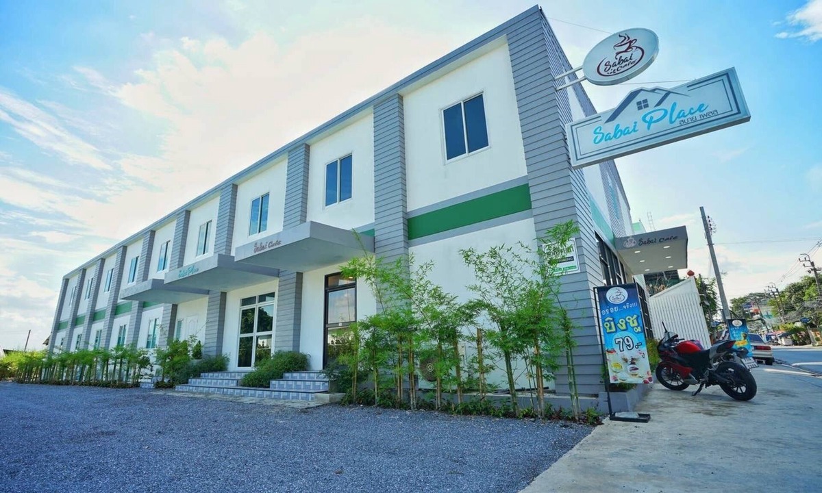 Sanambin Hotel | Sabai DoubleBed +Massage 30 Mins 1 pax + ABF
