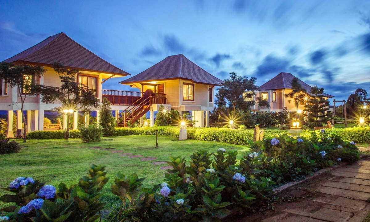 Paksong Hotel | Sabaidee Valley