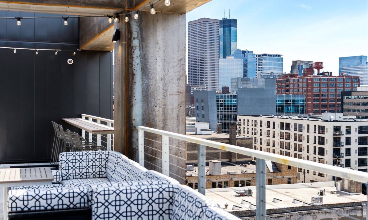 Warehouse District Apartment | Sable 403 - Alcove