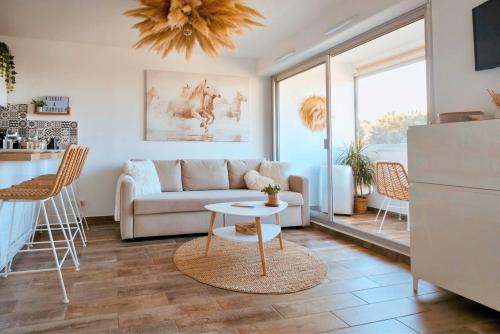 Carnon-Plage Apartment | Sable & Pampas - Meublé de Tourisme 5 étoiles - Vue Panoramique & Terrasse - Climatisation - Plage à 200m