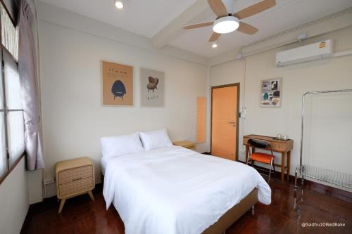 Sathorn Hostel | Sadhu10BedBake