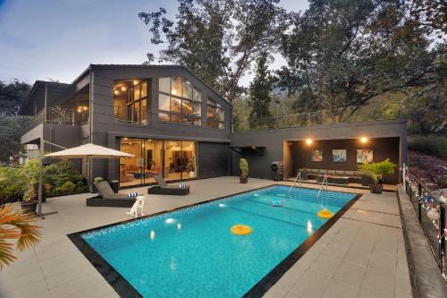 Lonavala Villa | SaffronStays Earl Grey - 3BR pet-friendly pool villa with theatre, pool table, BBQ & glass balconies for open views